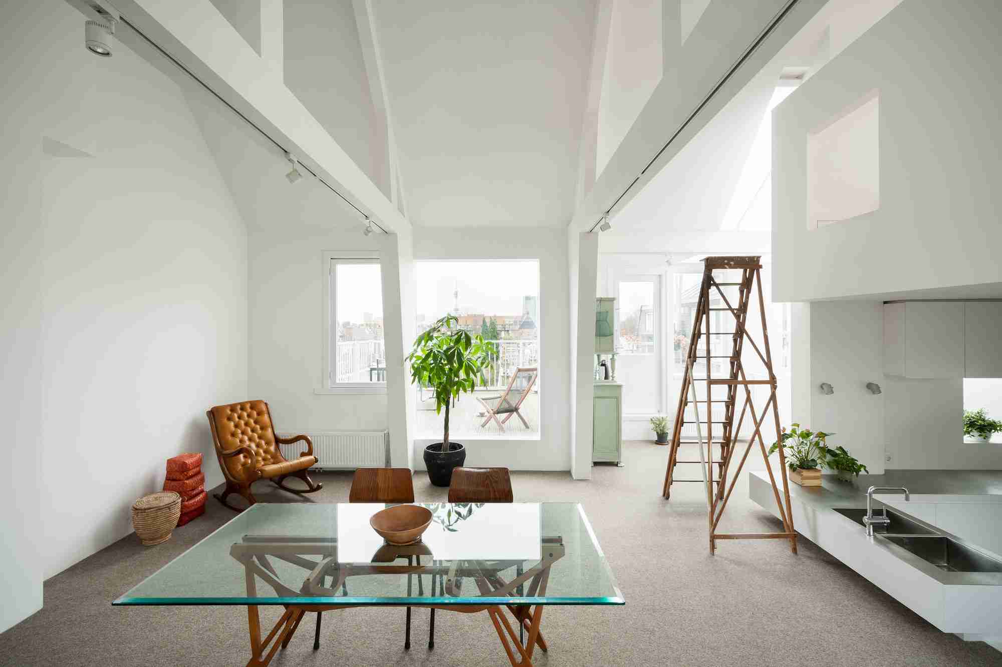 The Ultimate Guide to Interior Renovation: Trends & Inspiration
